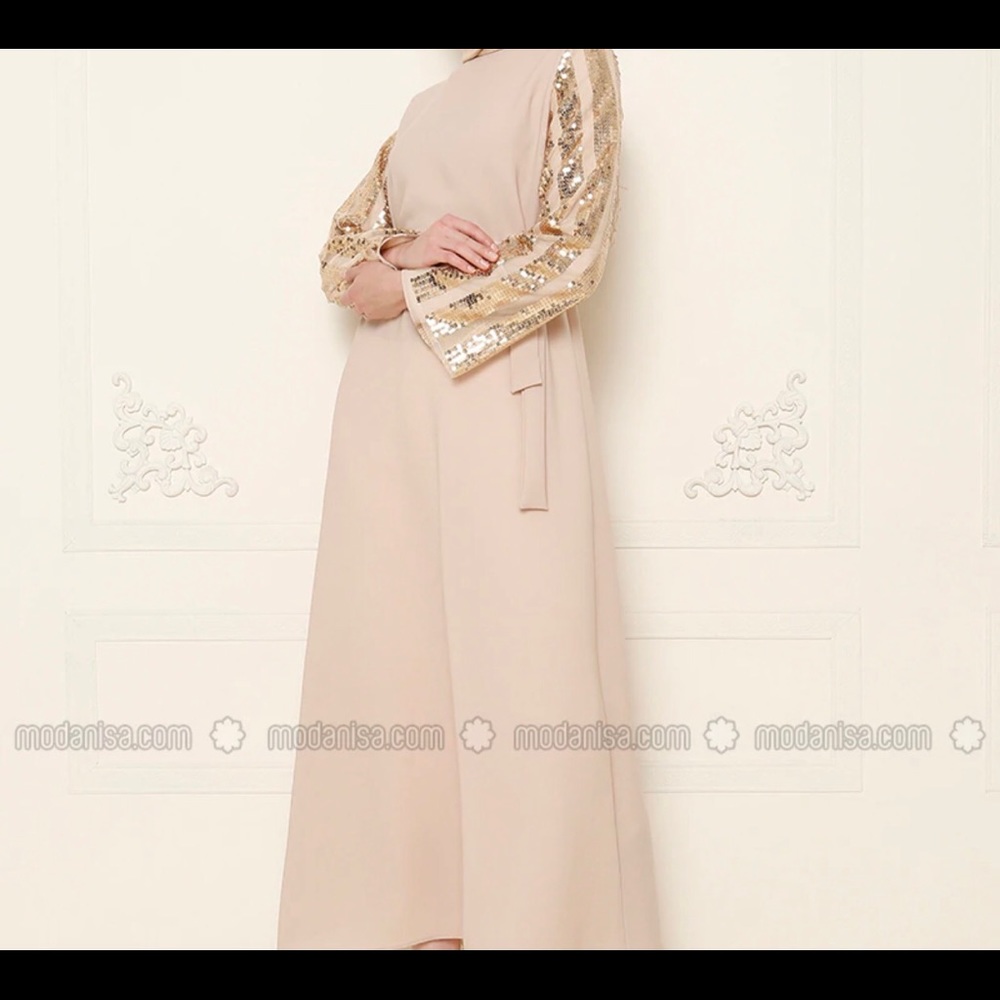 Cream/Beige Maxi Dress - Picture 2 of 4